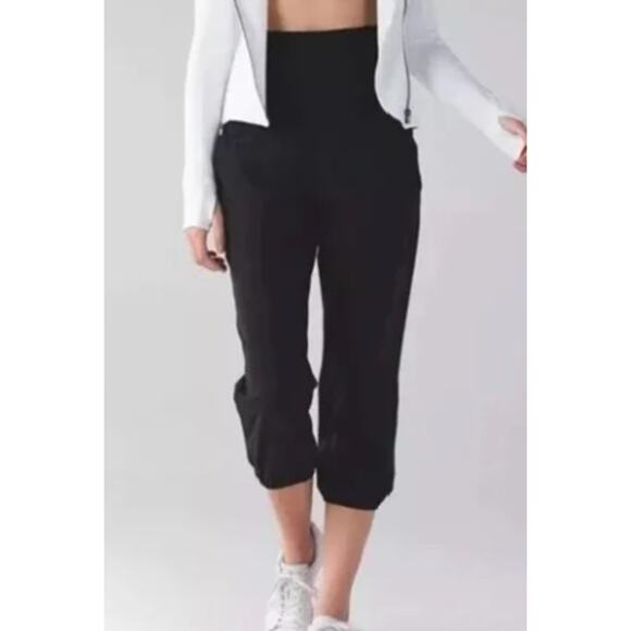 Lululemon size 2 - Om Pant Black Lightweight Dance Yoga Joggers Fold Waistband - Picture 1 of 7